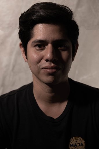 Portrait of Joshua Aranda