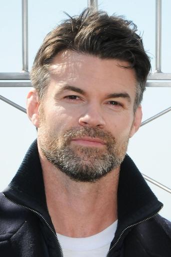 Portrait of Daniel Gillies