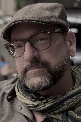 Portrait of Mike Mickens
