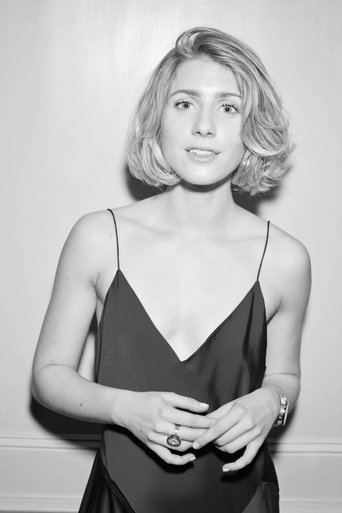 Portrait of Laura Tønders