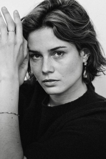 Portrait of Malou Mullier