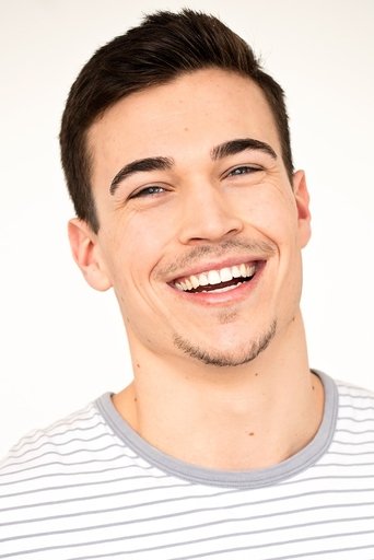 Portrait of Andy Voyen