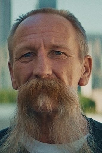 Portrait of Justin Nunneley
