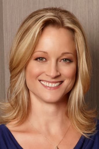 Portrait of Teri Polo