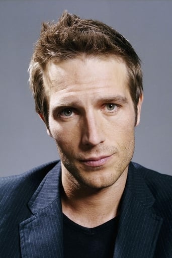 Portrait of Michael Vartan