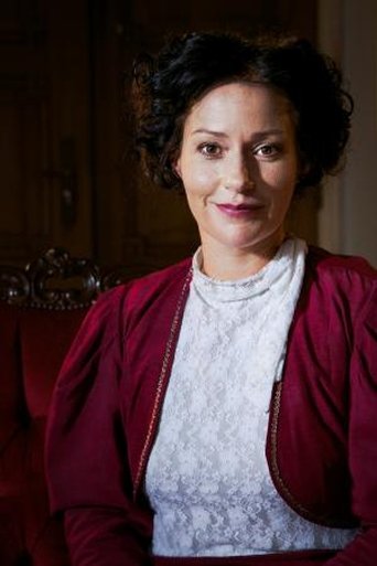 Portrait of Edeline Blangero
