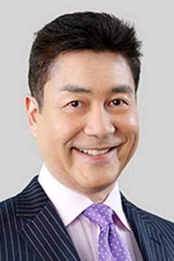 Portrait of Ross Mihara