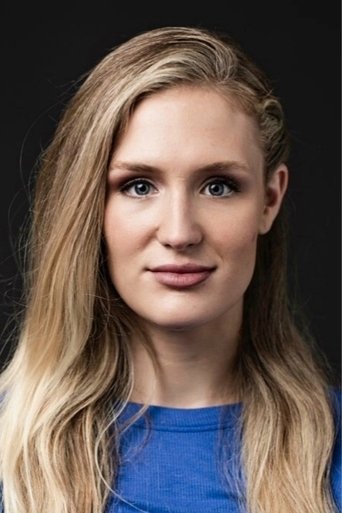 Portrait of Holly Dowell