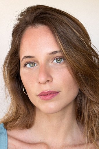 Portrait of Melis Şenozan