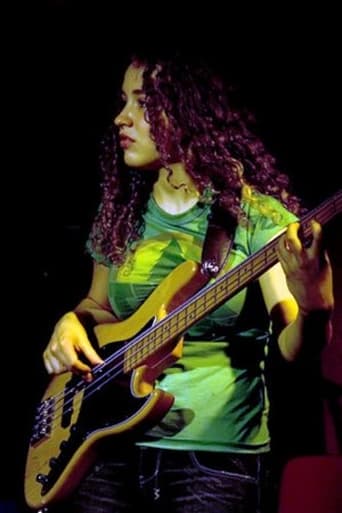 Portrait of Tal Wilkenfeld