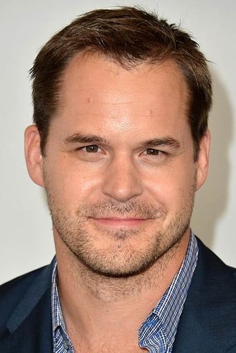 Portrait of Kyle Bornheimer