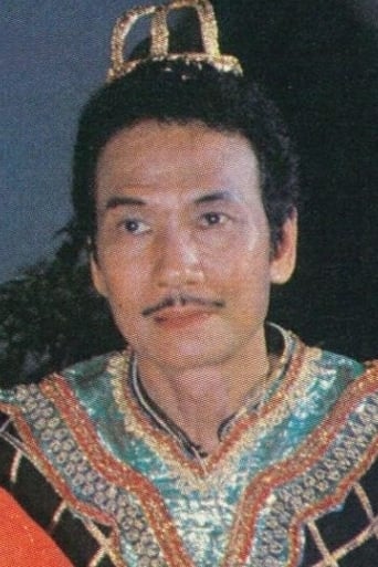 Portrait of Pinnaret Srinakarn