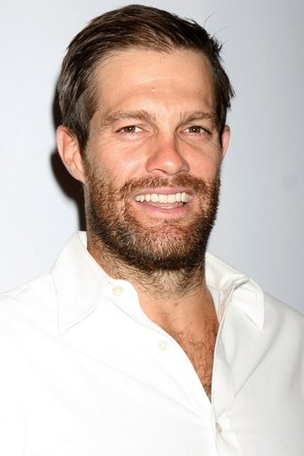 Portrait of Geoff Stults