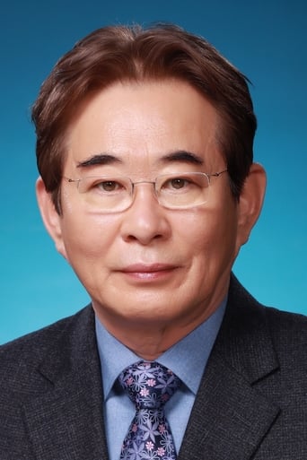 Portrait of Song Min-hyung