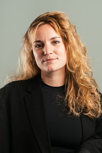 Portrait of Hannah Rekveldt