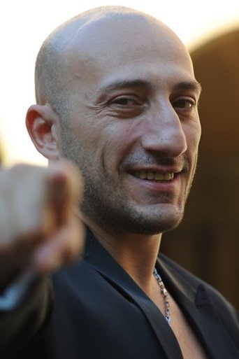 Portrait of Omar Galanti