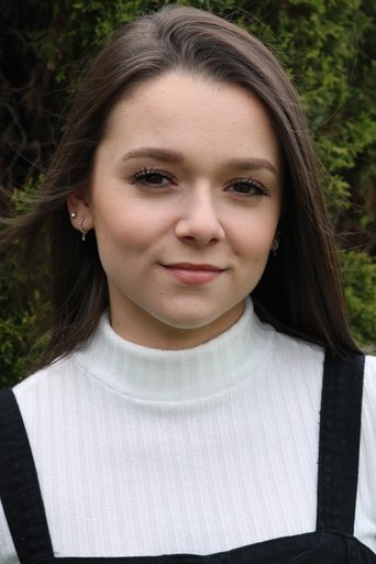 Portrait of Kelly Héroux
