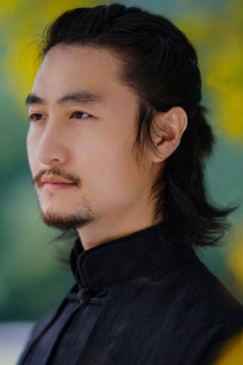 Portrait of 周健