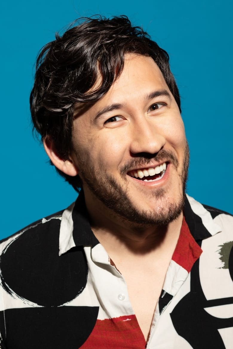 Portrait of Mark Fischbach