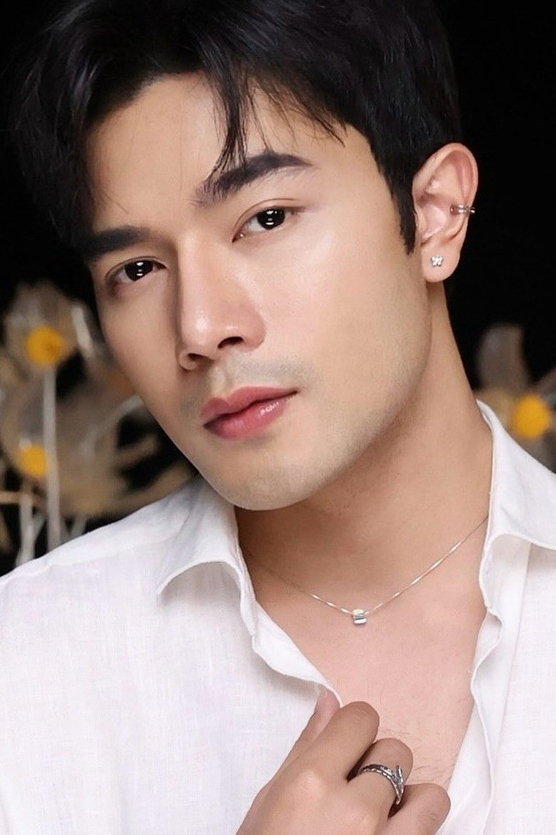 Portrait of Jar Chaiyasit Thongnum