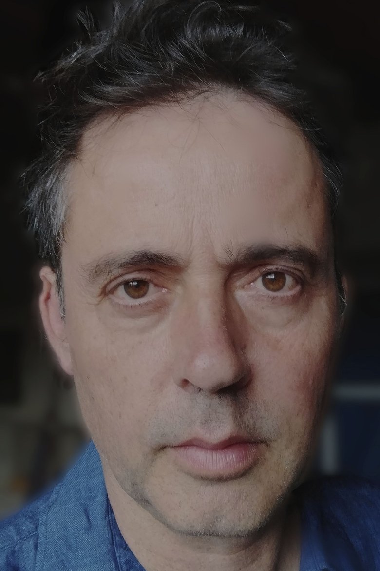 Portrait of Simon Gillet