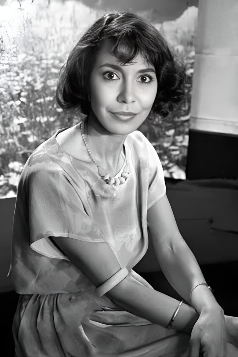 Portrait of Nadia Samir