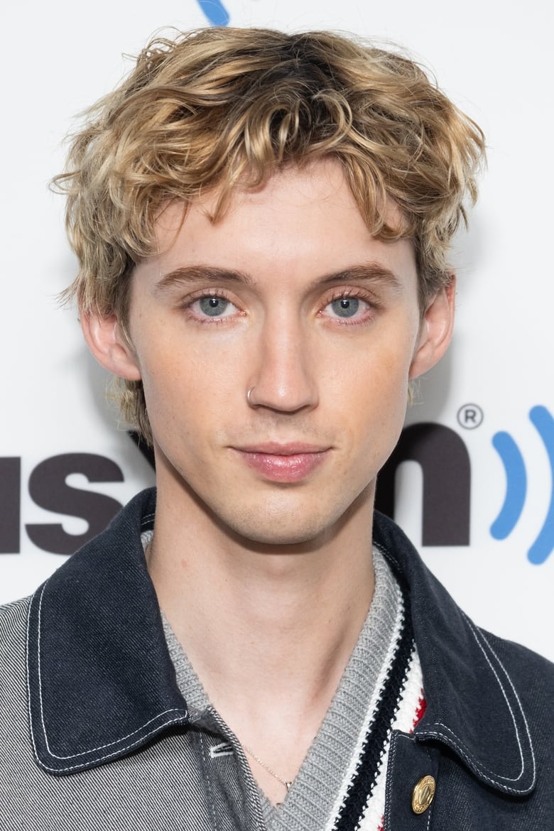 Portrait of Troye Sivan