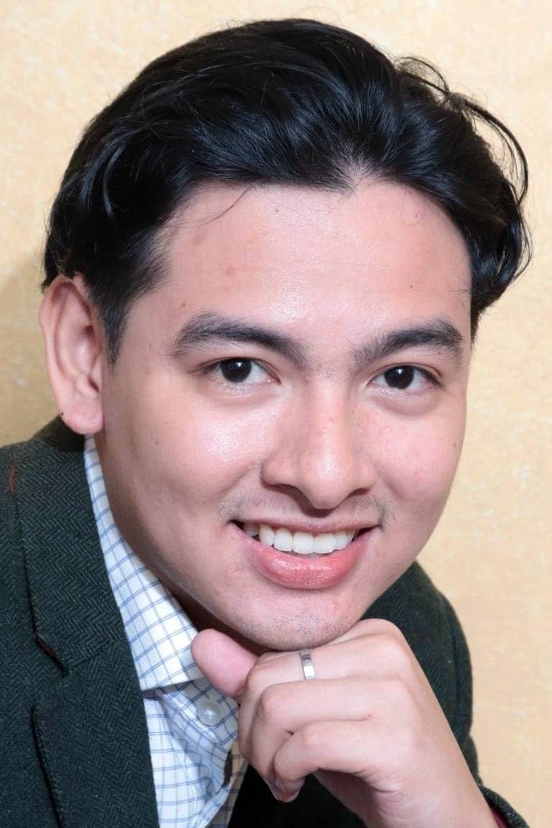 Portrait of Jero Flores