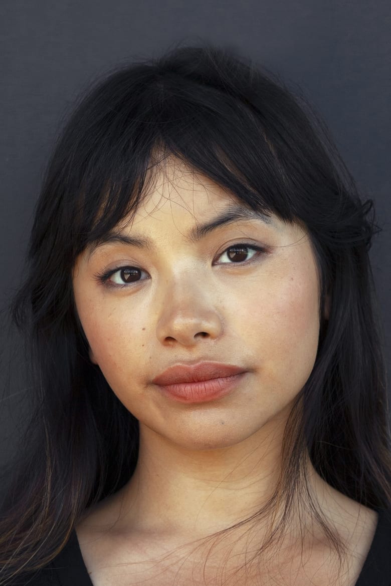 Portrait of Jillian Nguyen