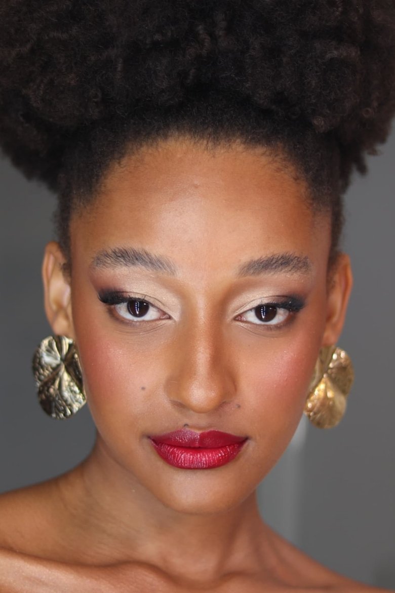 Portrait of Jhenifer Beatriz