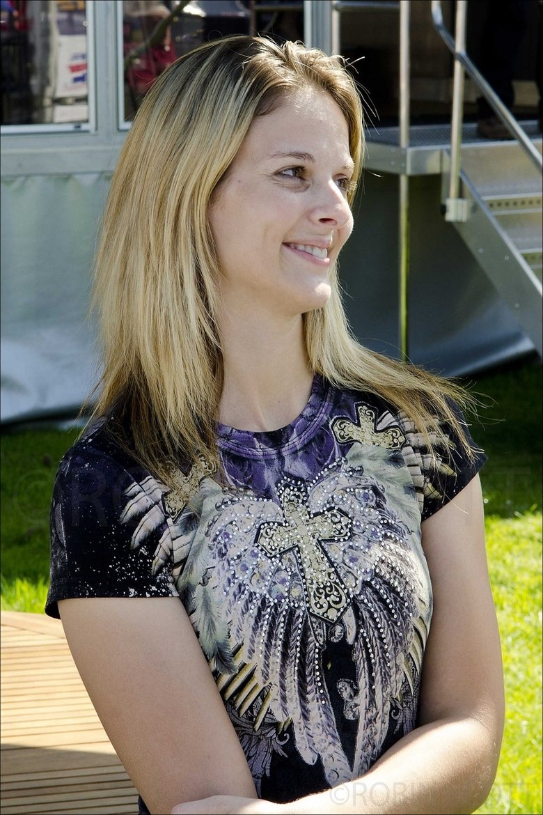 Portrait of Lisa Kelly