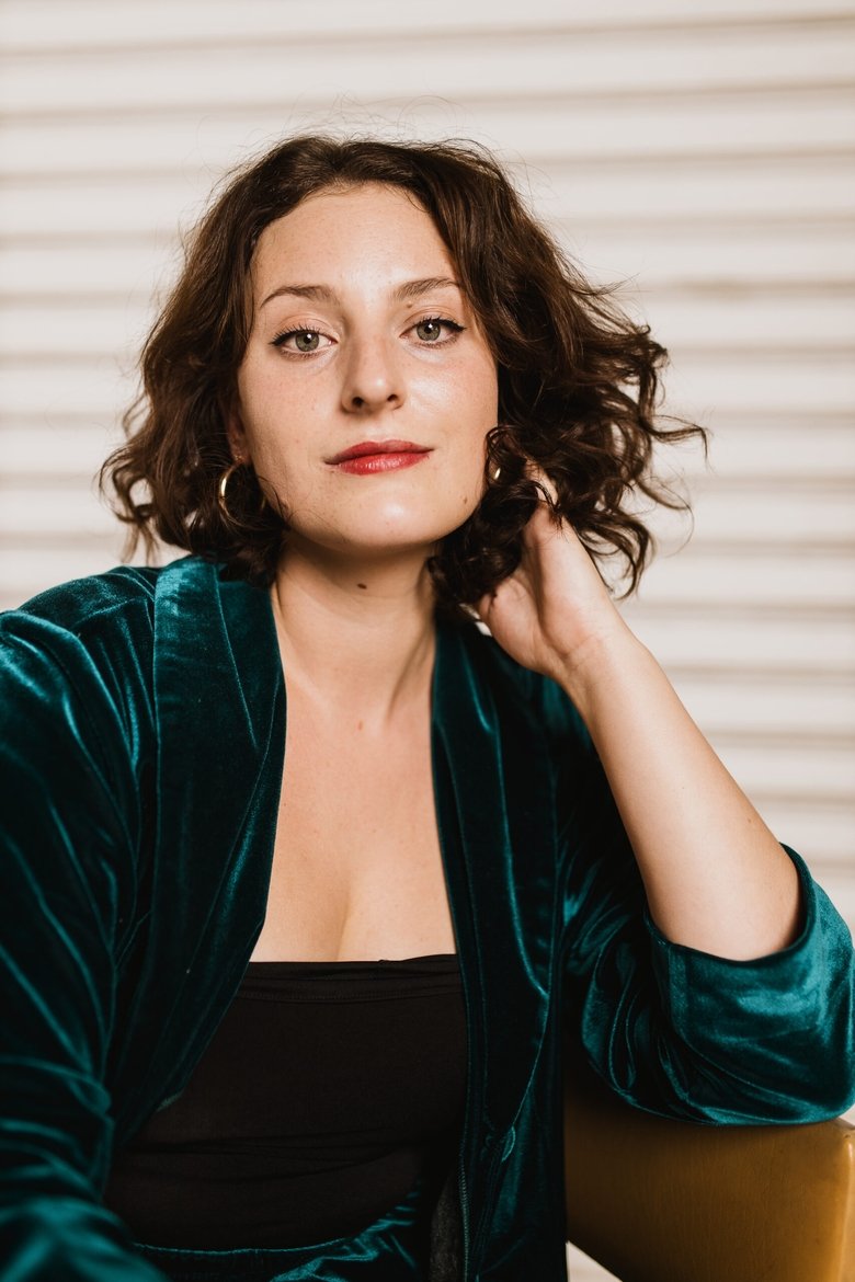 Portrait of Laura-lee Mostert