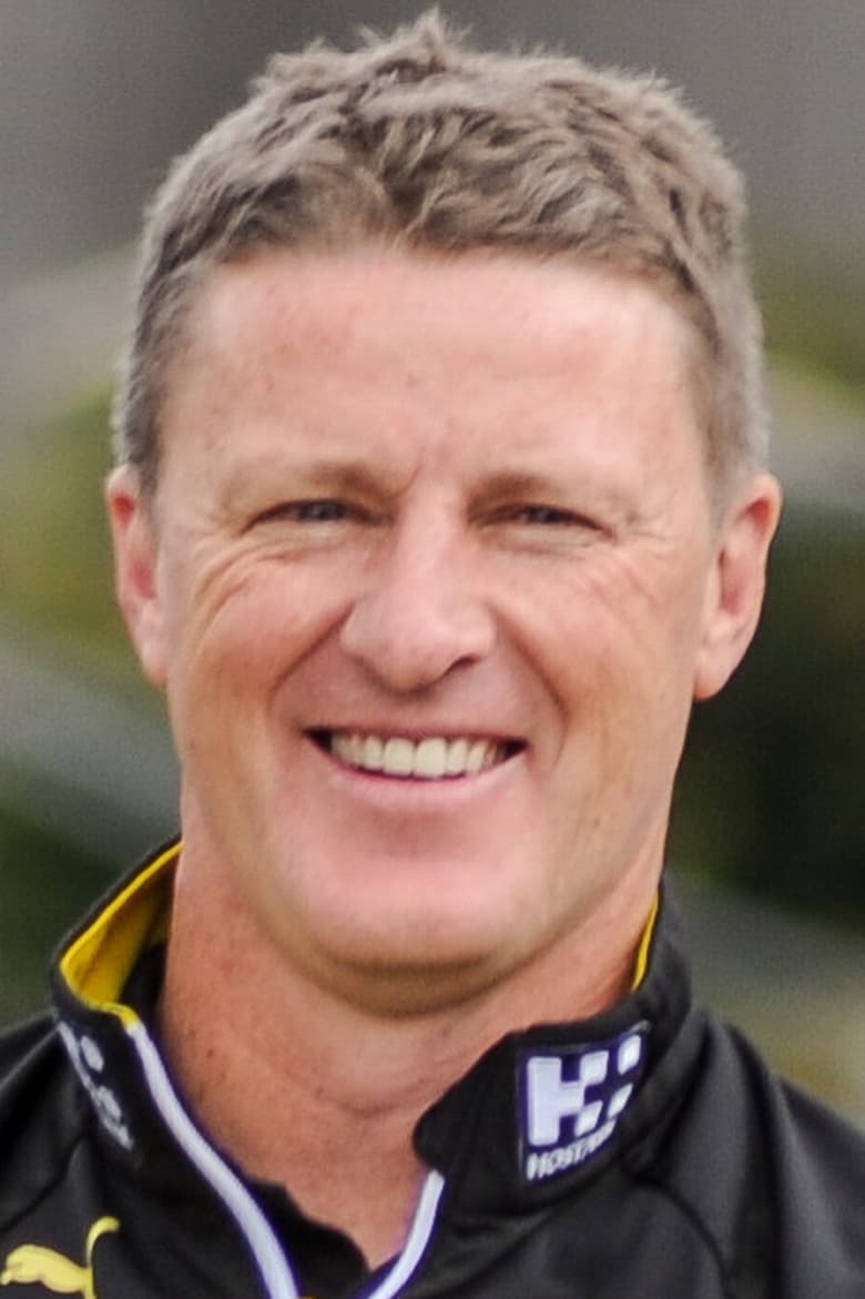 Portrait of Damien Hardwick