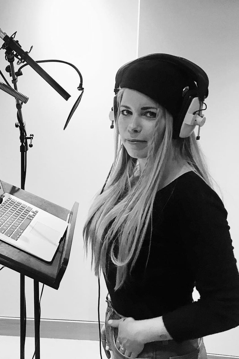 Portrait of Kelly Warren