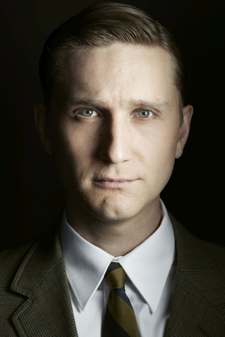 Portrait of Aaron Staton