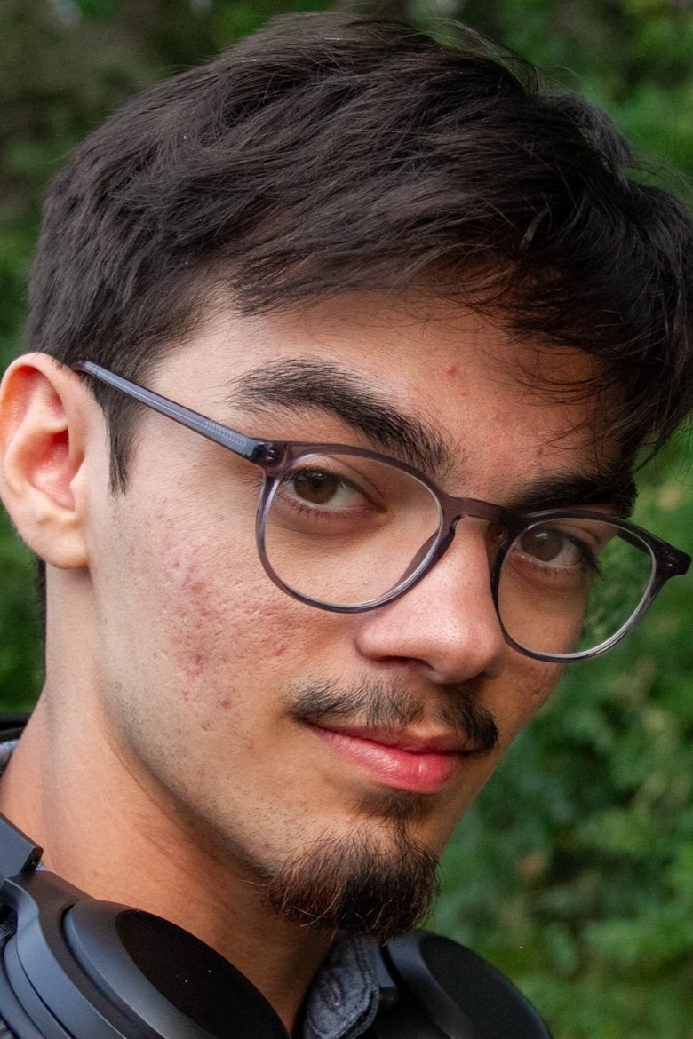 Portrait of Eam Fox