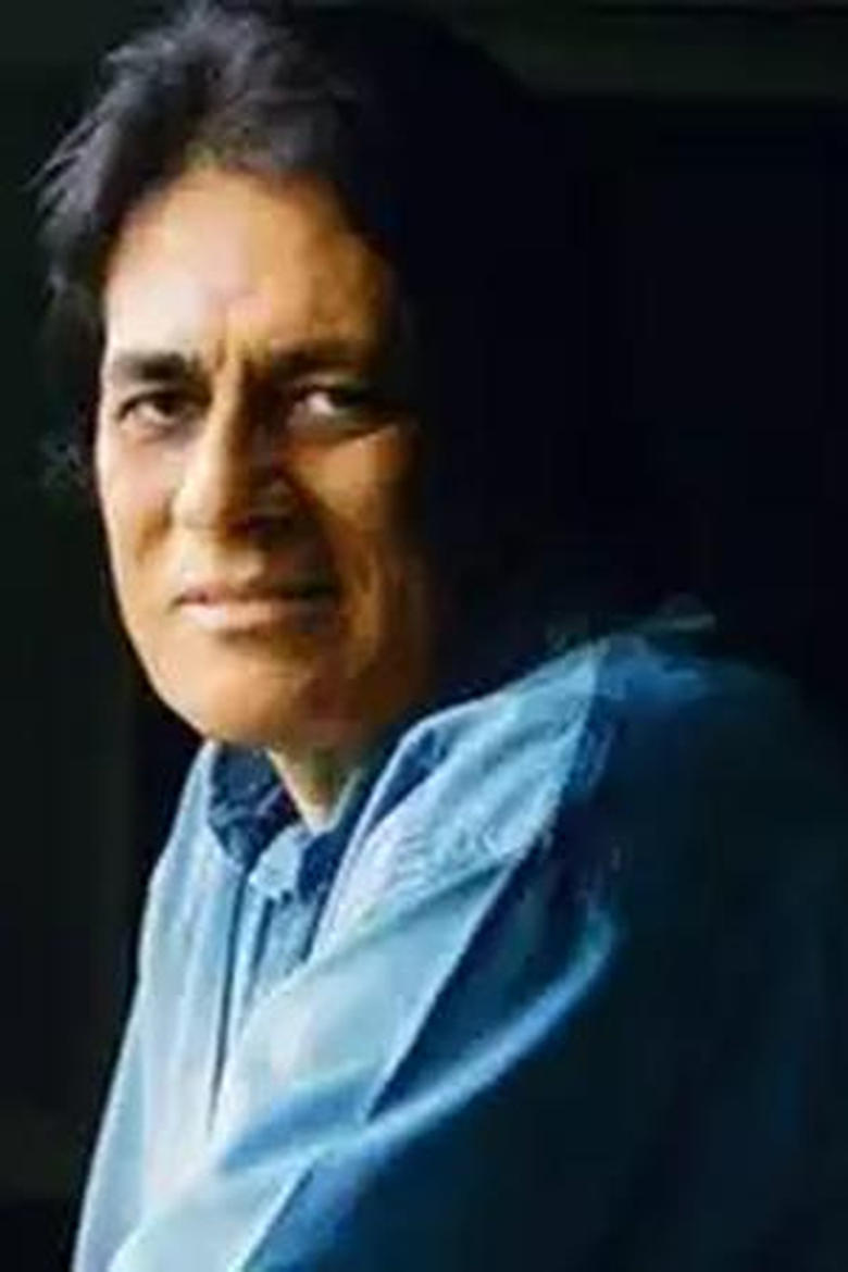 Portrait of Shoaib Mansoor