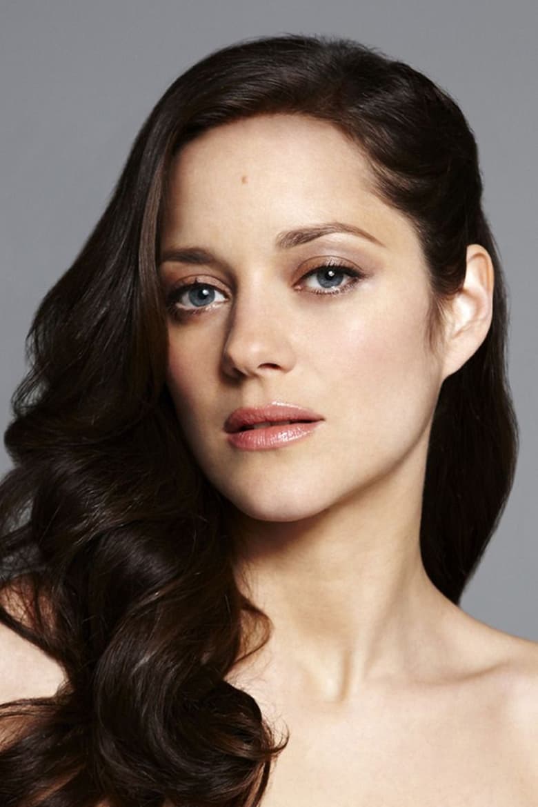 Portrait of Marion Cotillard