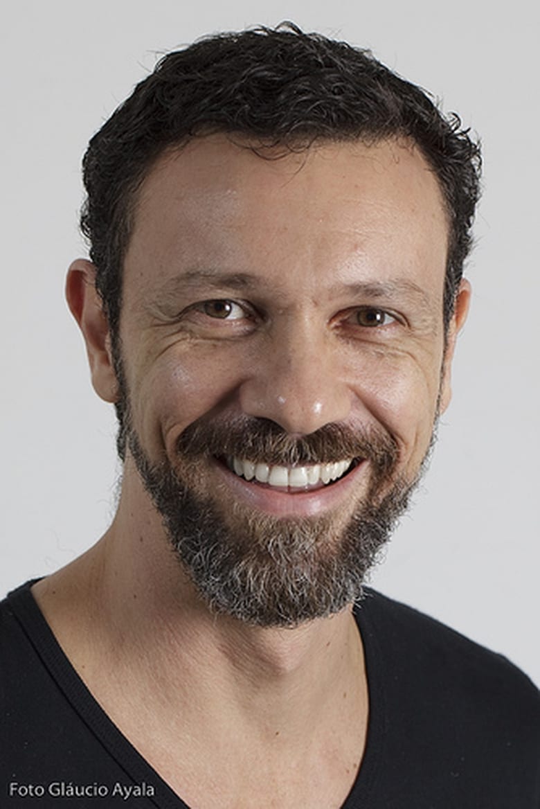 Portrait of Luiz Nicolau