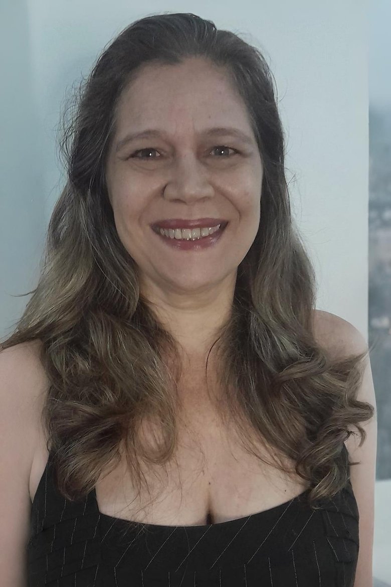 Portrait of Márcia Tondello