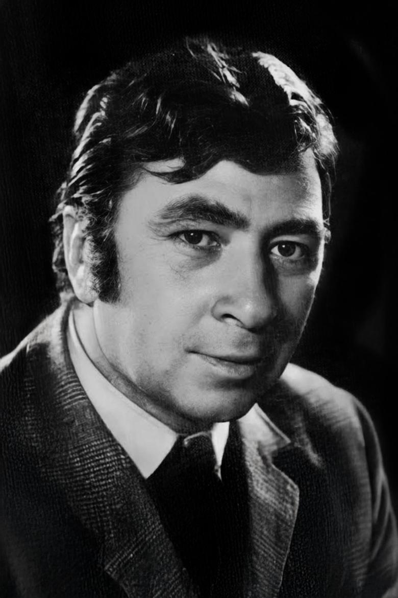 Portrait of Tekin Akmansoy