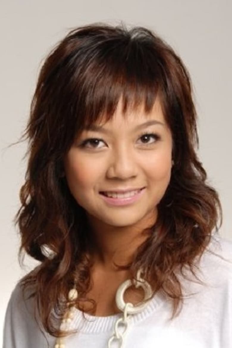 Portrait of Stephanie Ho