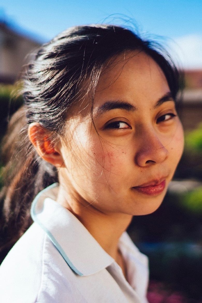 Portrait of Anne Huynh