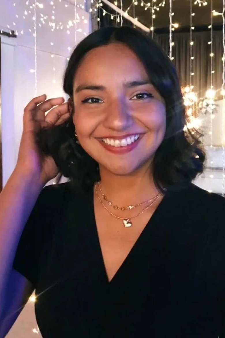 Portrait of Abril Valenzuela