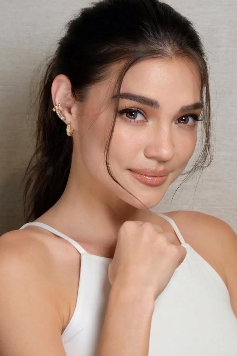 Portrait of Rhian Ramos