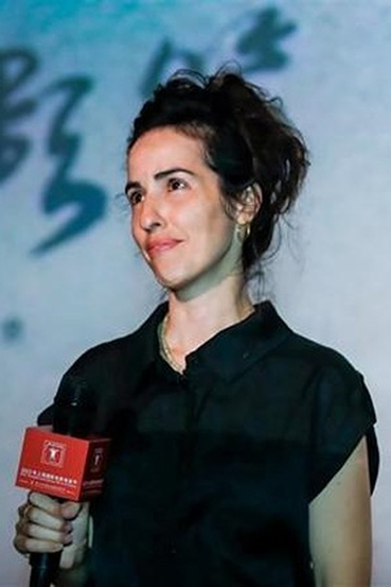 Portrait of Livi Kessel