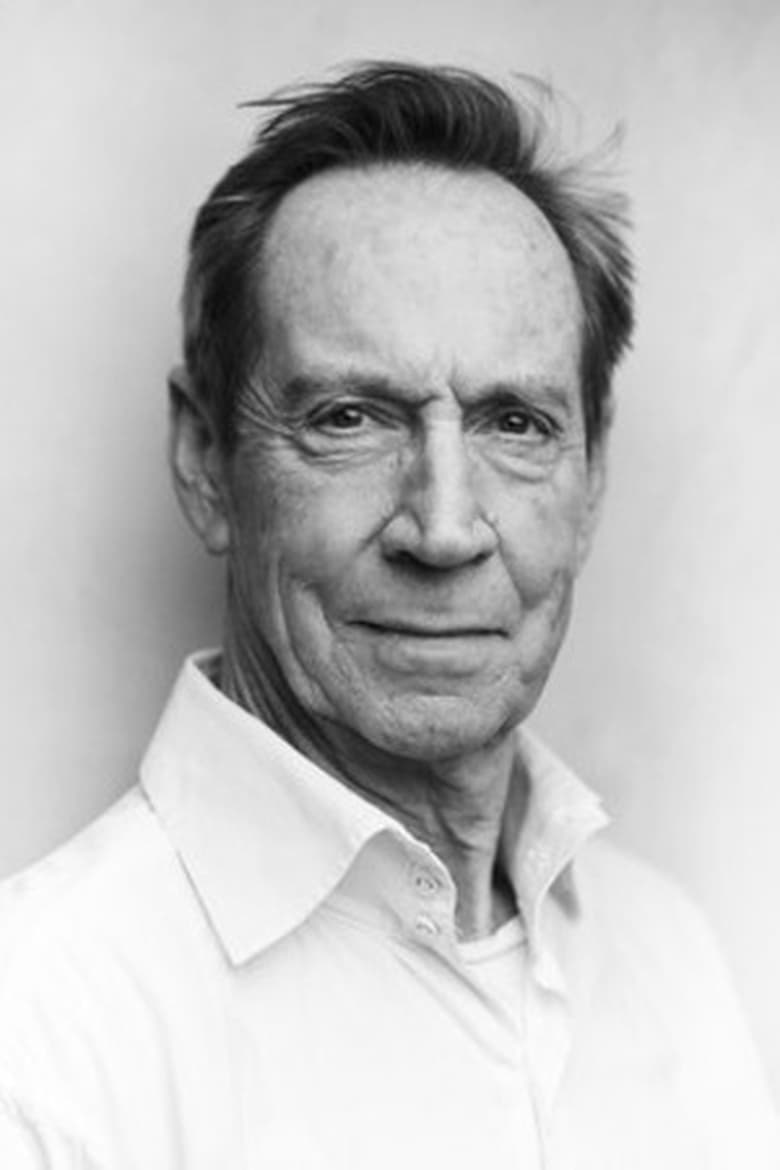 Portrait of Jonathan Hyde