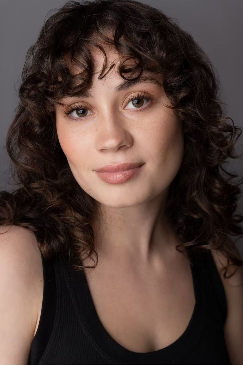 Portrait of Bella Woody