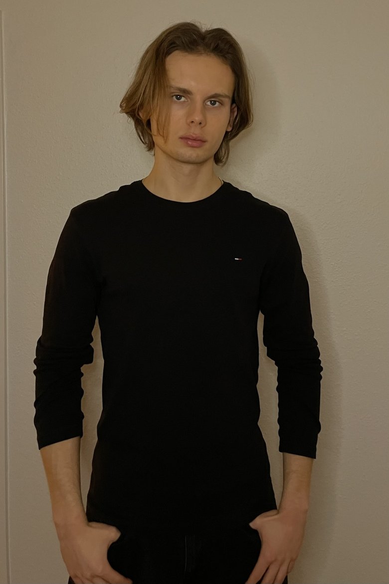 Portrait of Justin Geertsen