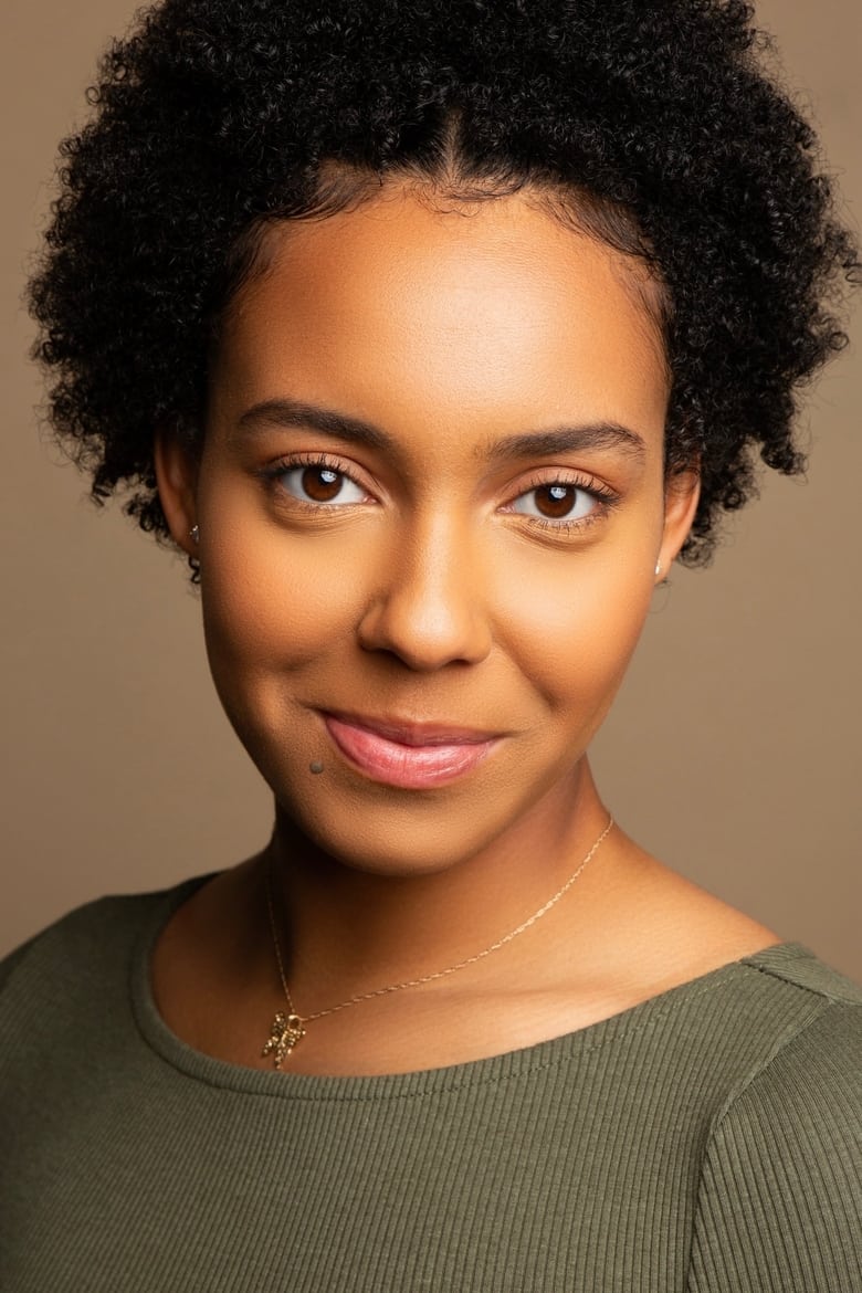 Portrait of Safiya Harris